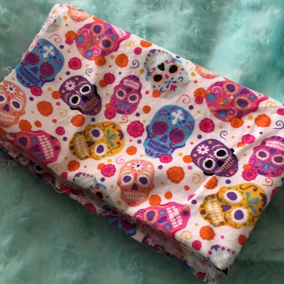 Mexican Day of the Dead inspired remnant fabric. Sizes vary. - Picture 2 of 2